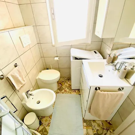 Modernes In Einer Residenz Mit Swimmingpool 300 Meter Vom Entfernt * Lido di Volano